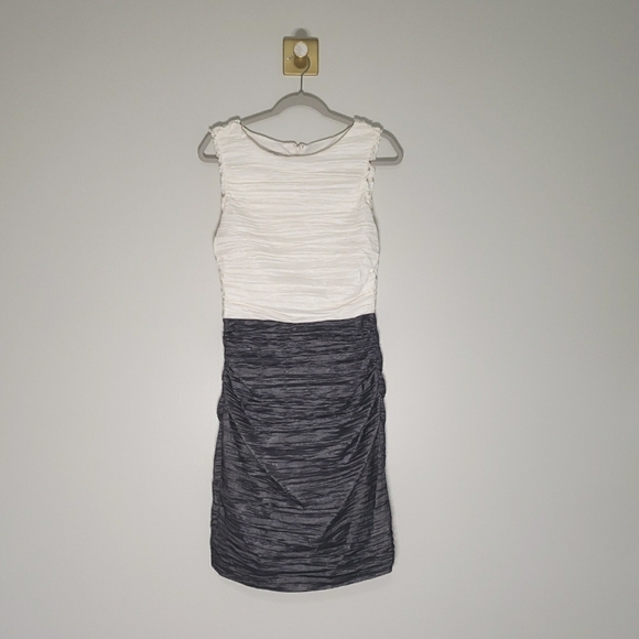 Suzi Chin For Maggie Boutique Sleeveless Mini Dress 8 White Gray Ruched Stretch - Picture 2 of 14